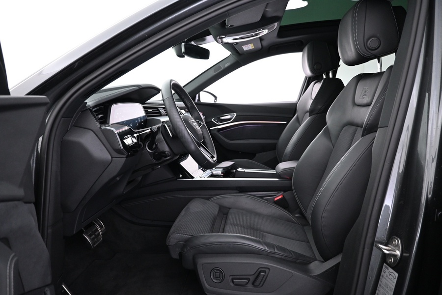 Audi Q8 e-tron vaihtoauto