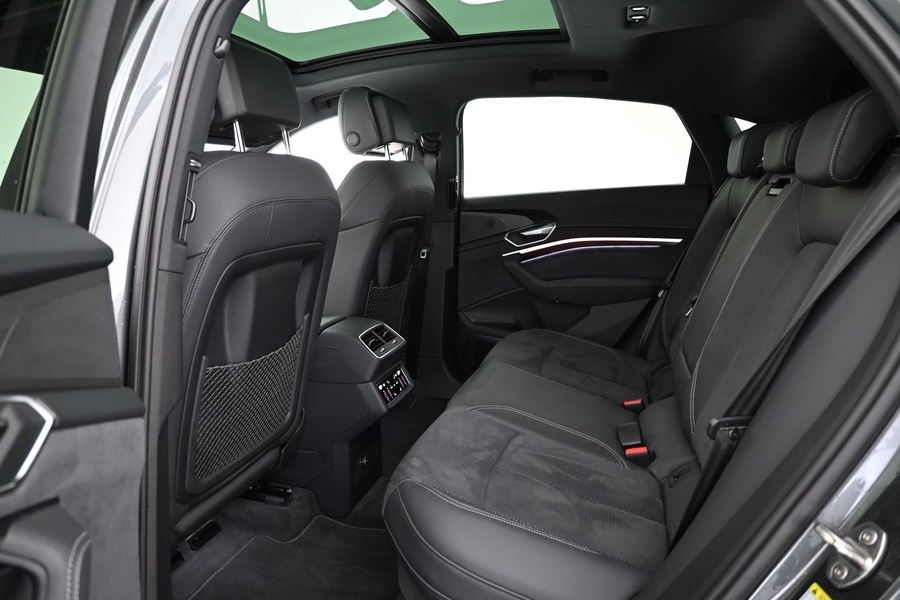 Audi Q8 e-tron vaihtoauto