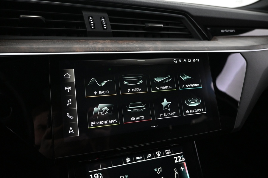 Audi e-tron vaihtoauto