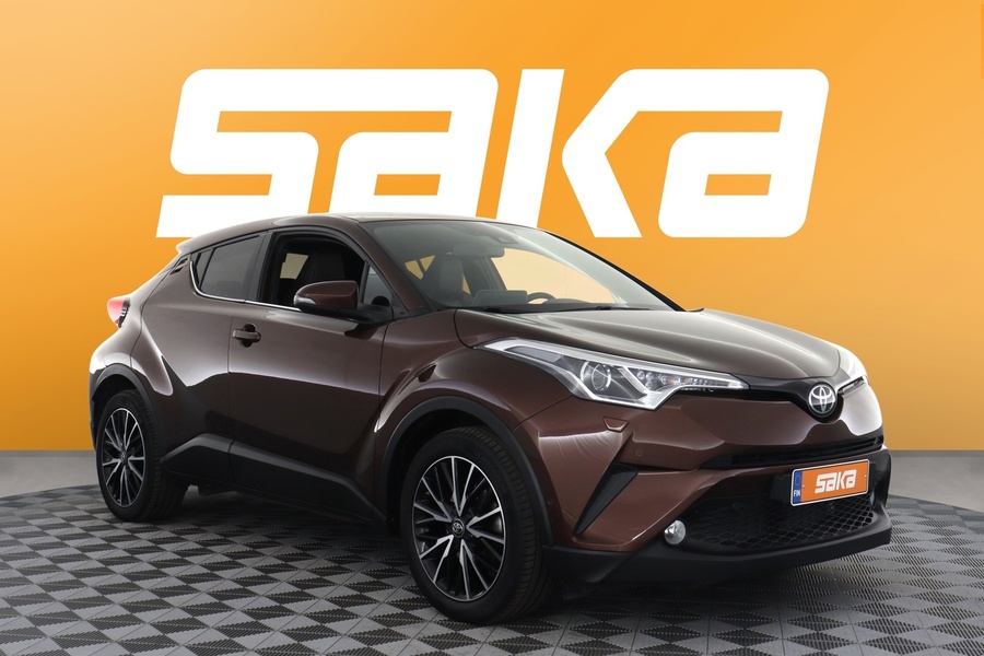 Toyota C-HR vaihtoauto