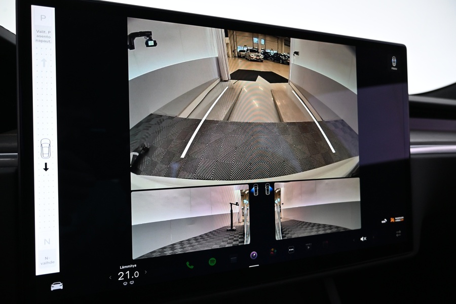 Tesla Model S vaihtoauto