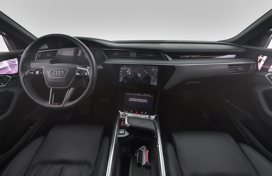 Audi e-tron vaihtoauto