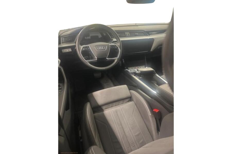Audi Q8 e-tron vaihtoauto