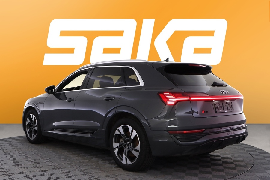 Audi Q8 e-tron vaihtoauto