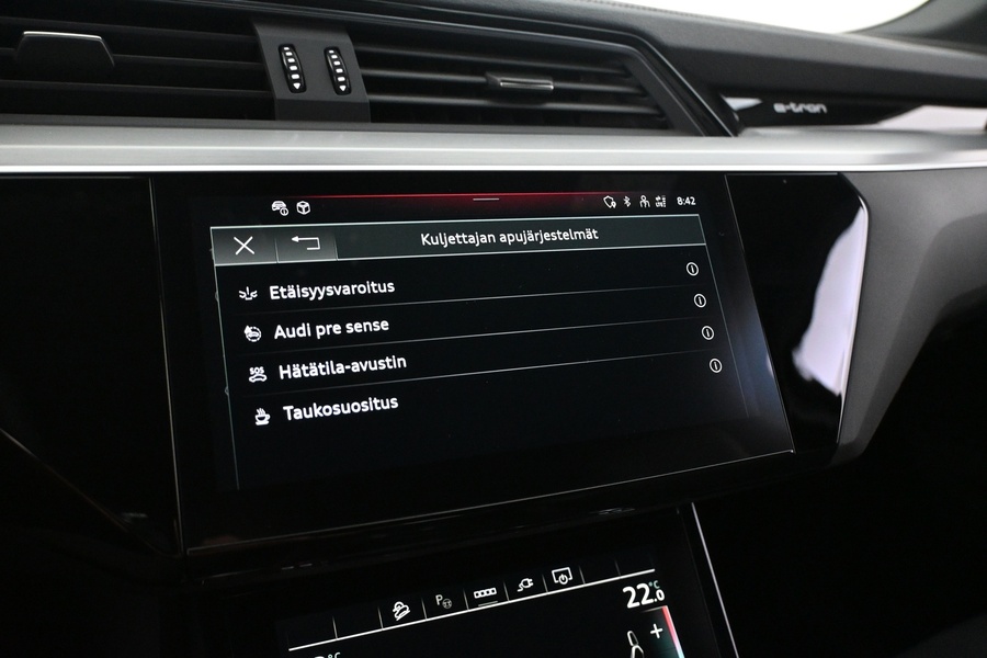 Audi Q8 e-tron vaihtoauto