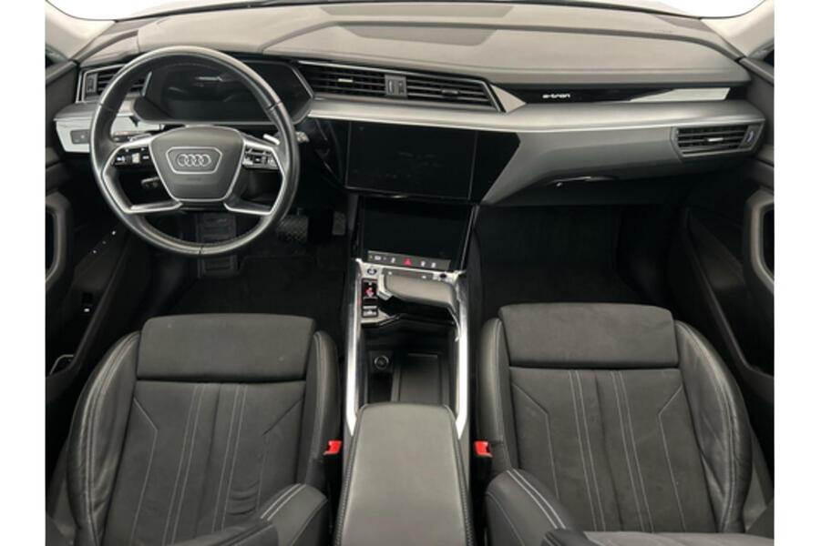 Audi Q8 e-tron vaihtoauto