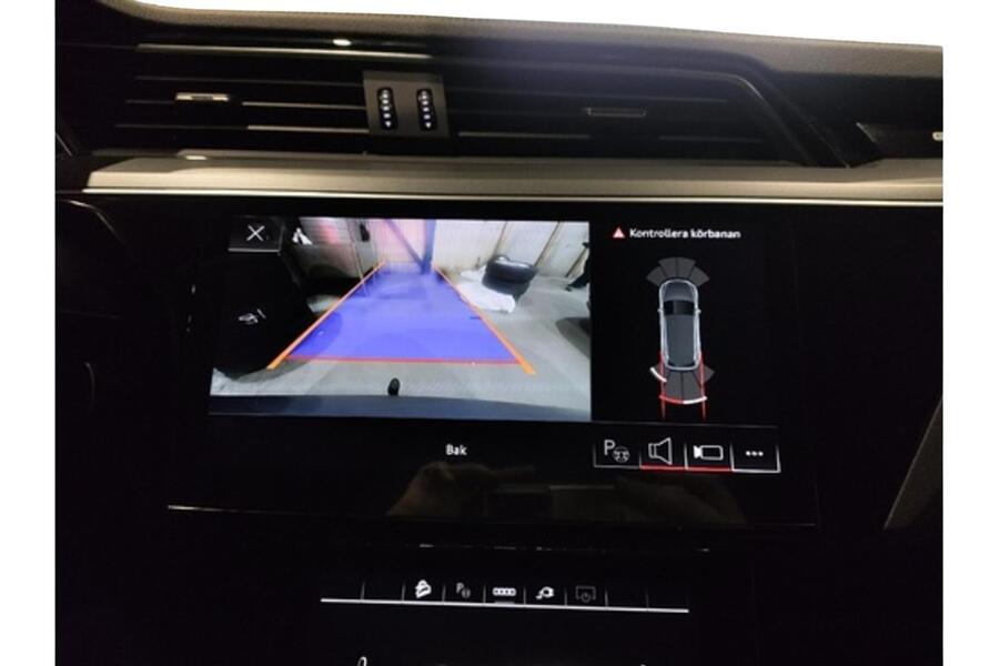 Audi Q8 e-tron vaihtoauto