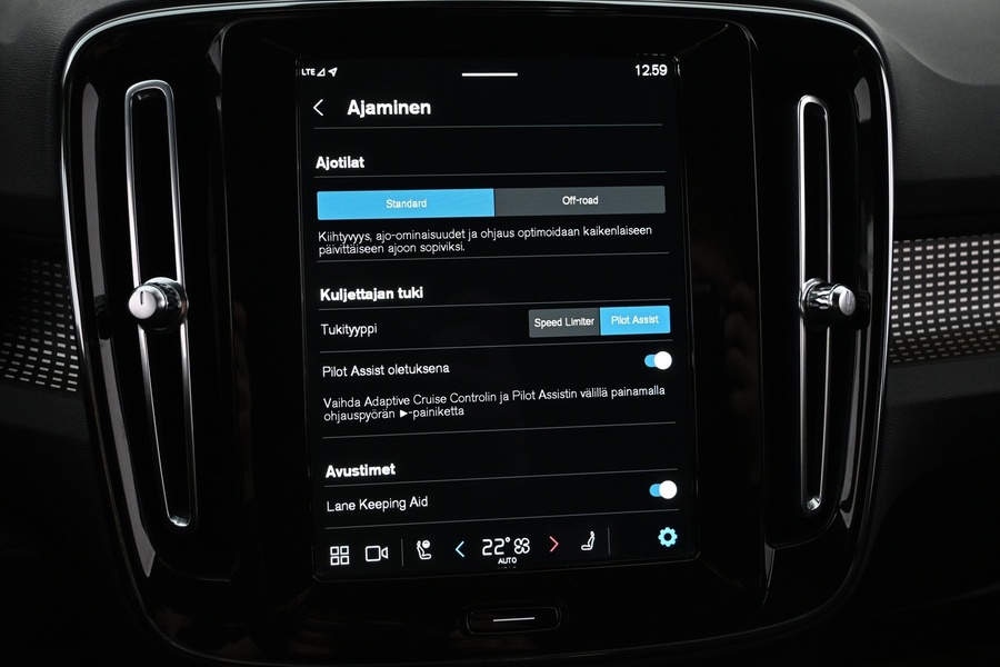 Volvo XC40 vaihtoauto