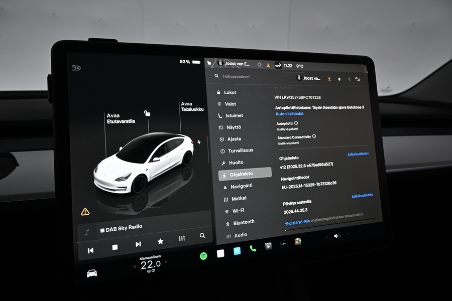 Tesla Model 3 vaihtoauto