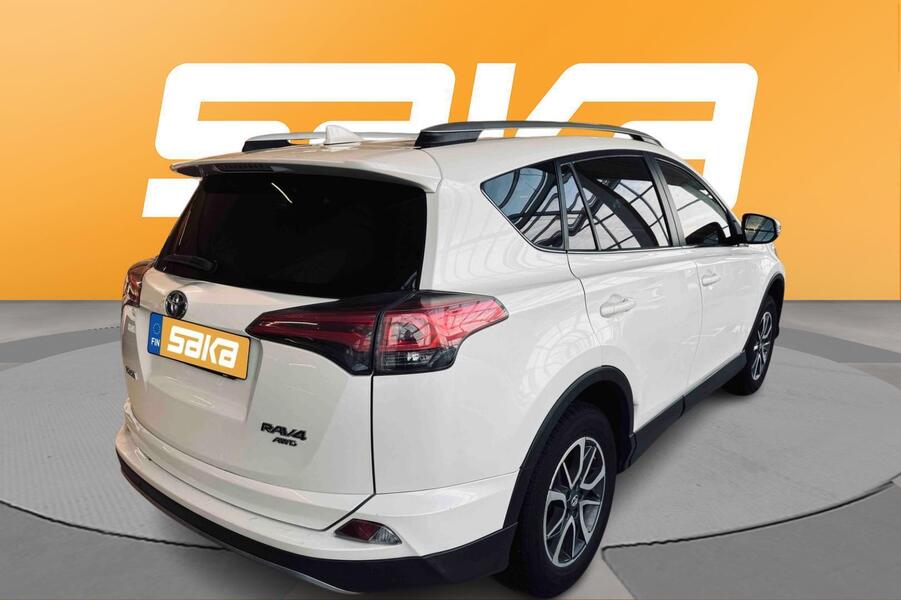 Toyota RAV4 vaihtoauto