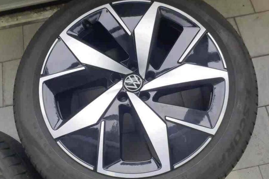 Volkswagen ID.5 vaihtoauto