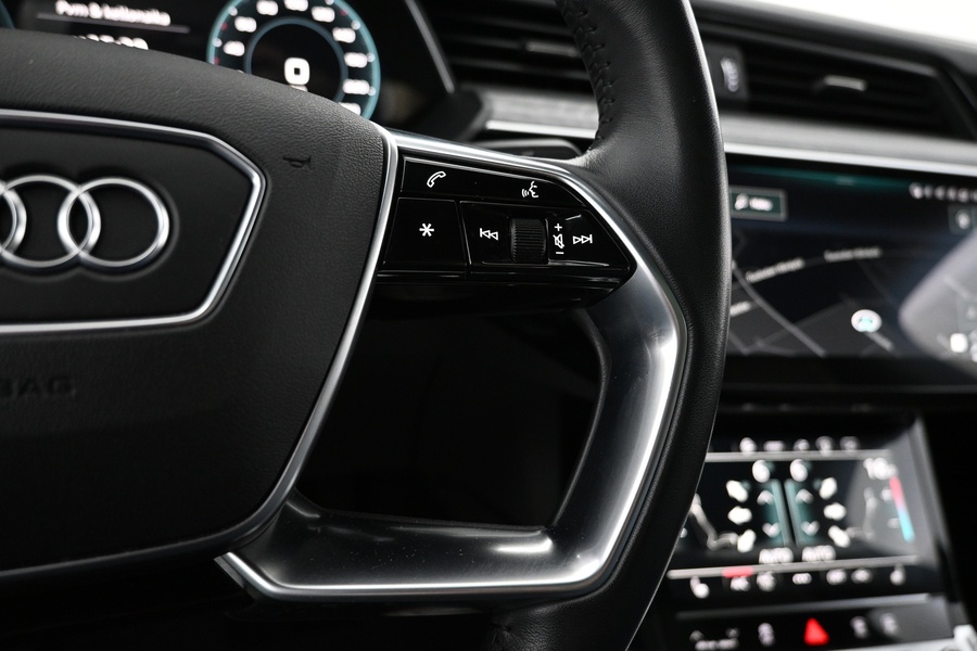 Audi e-tron vaihtoauto