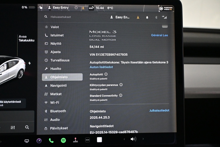 Tesla Model 3 vaihtoauto