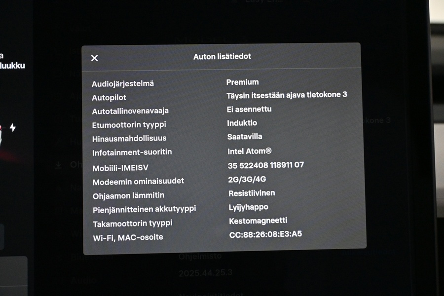 Tesla Model 3 vaihtoauto