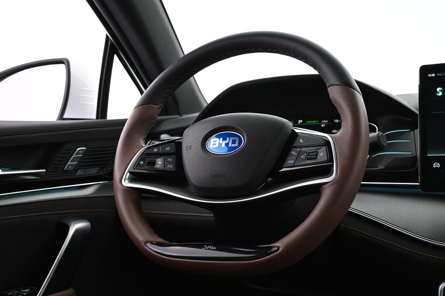 BYD Tang vaihtoauto