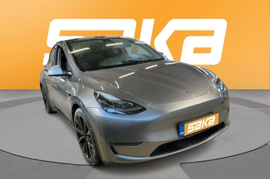 Tesla Model Y vaihtoauto