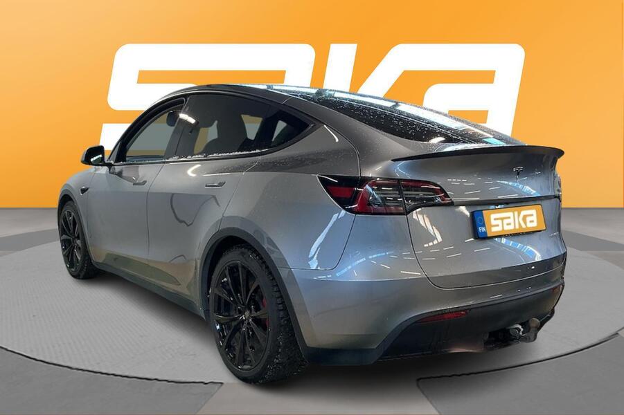 Tesla Model Y vaihtoauto