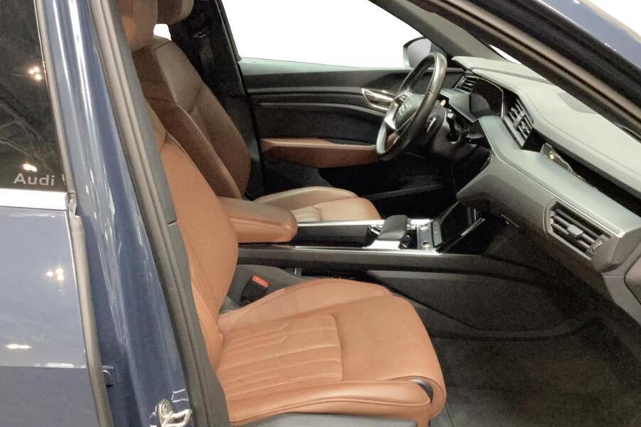 Audi Q8 e-tron vaihtoauto