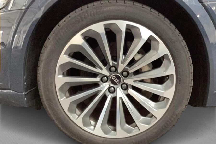 Audi Q8 e-tron vaihtoauto