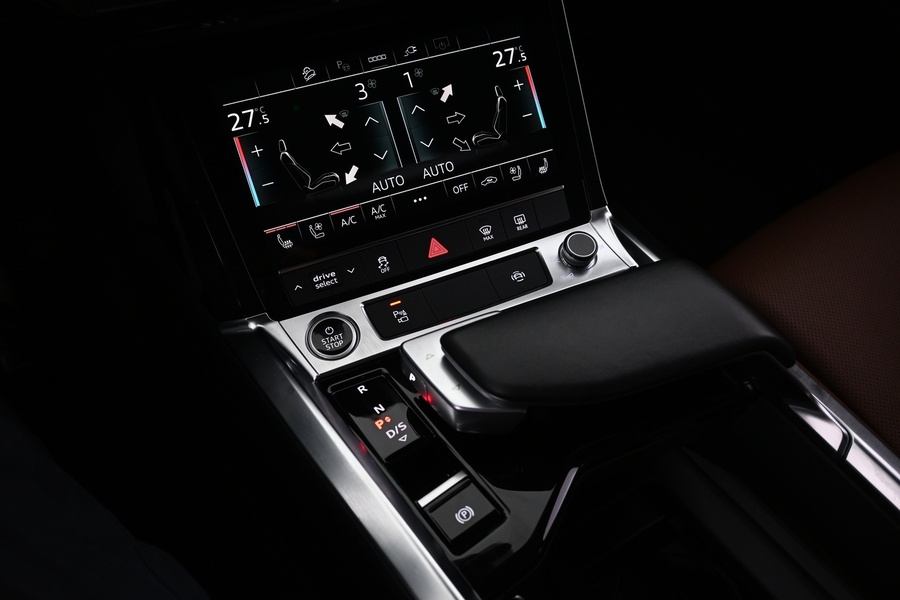 Audi Q8 e-tron vaihtoauto