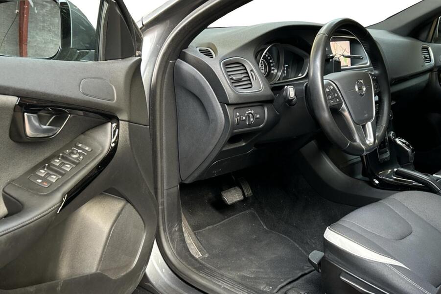 Volvo V40 vaihtoauto