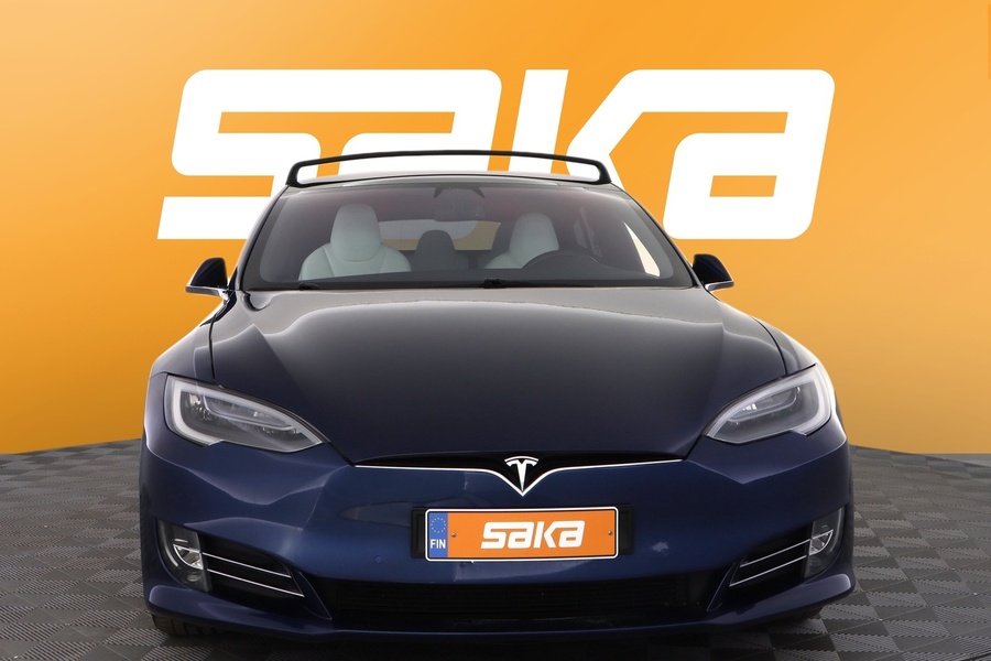 Tesla Model S vaihtoauto