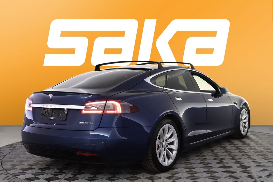 Tesla Model S vaihtoauto