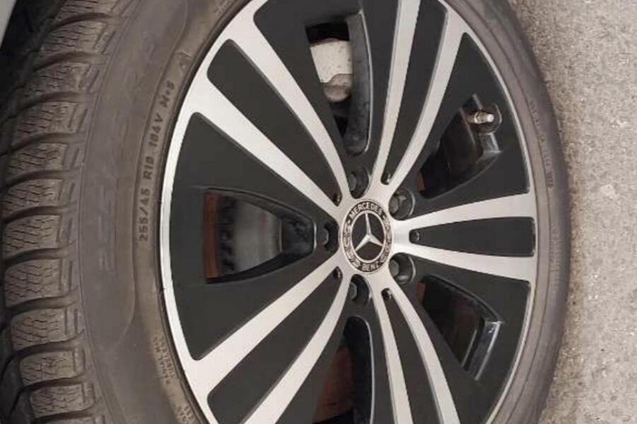 Mercedes-Benz EQE vaihtoauto