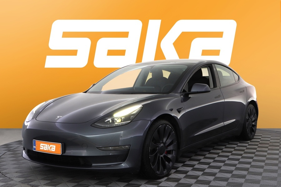 Tesla Model 3 vaihtoauto