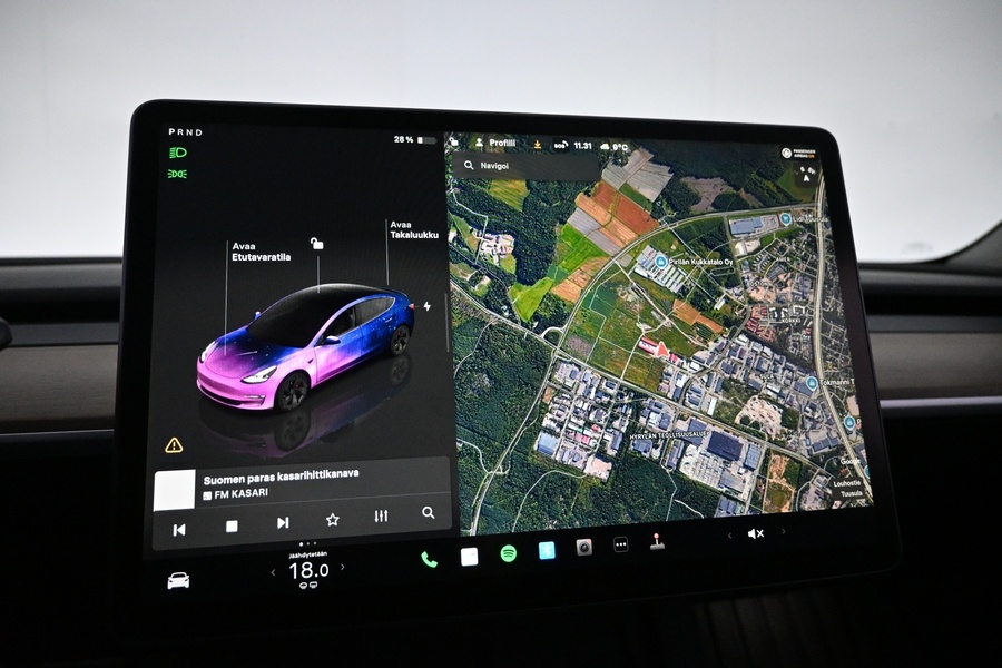 Tesla Model 3 vaihtoauto