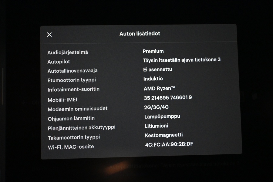 Tesla Model 3 vaihtoauto