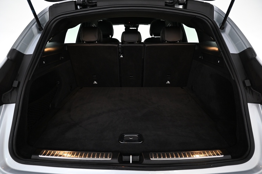 Mercedes-Benz EQC vaihtoauto