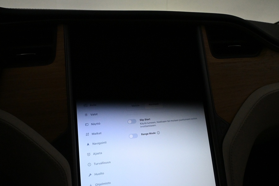 Tesla Model S vaihtoauto