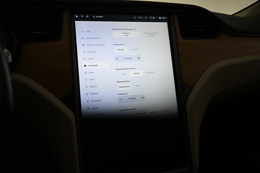 Tesla Model S vaihtoauto