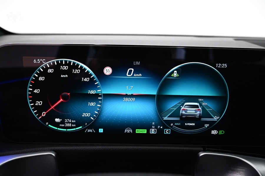 Mercedes-Benz EQB vaihtoauto