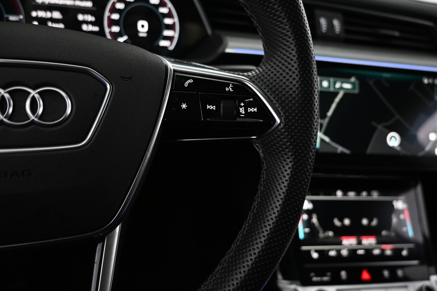 Audi e-tron vaihtoauto