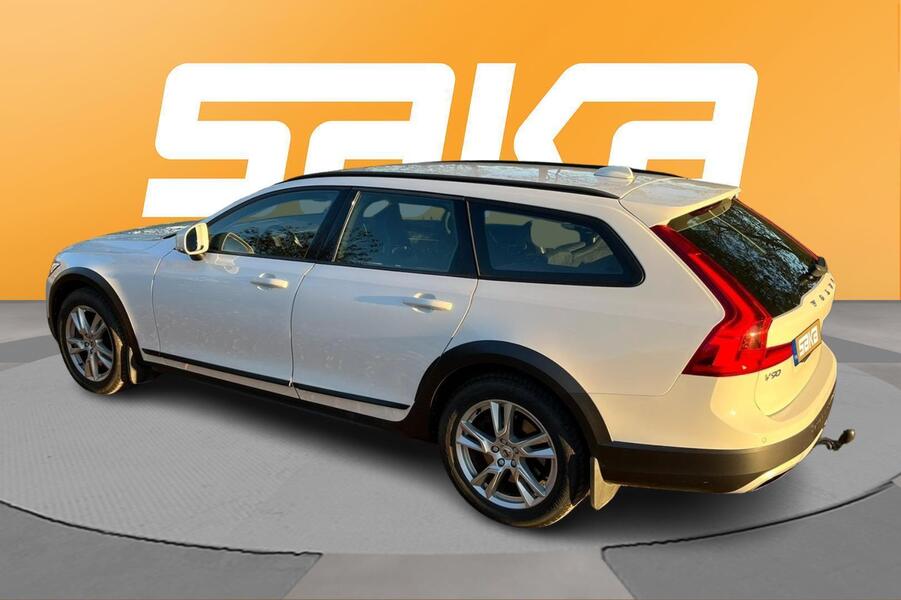 Volvo V90 Cross Country vaihtoauto