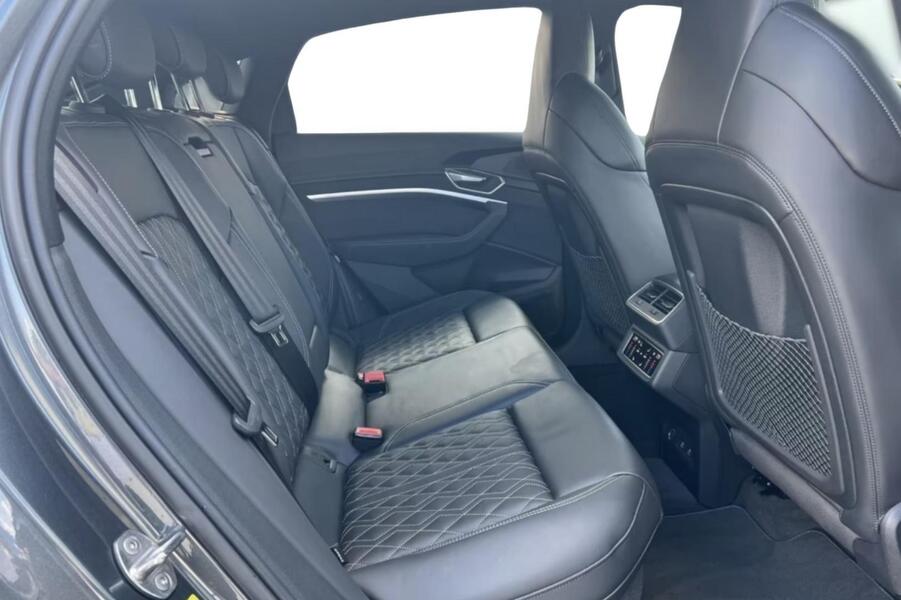 Audi e-tron vaihtoauto