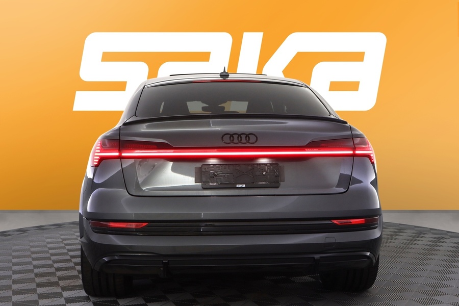 Audi e-tron vaihtoauto