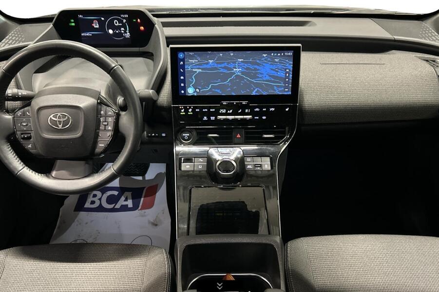 Toyota bZ4X vaihtoauto