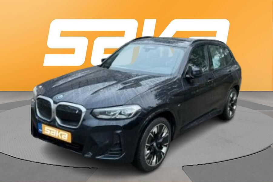 BMW iX3 vaihtoauto