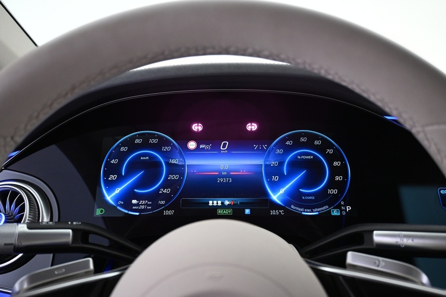 Mercedes-Benz EQS vaihtoauto