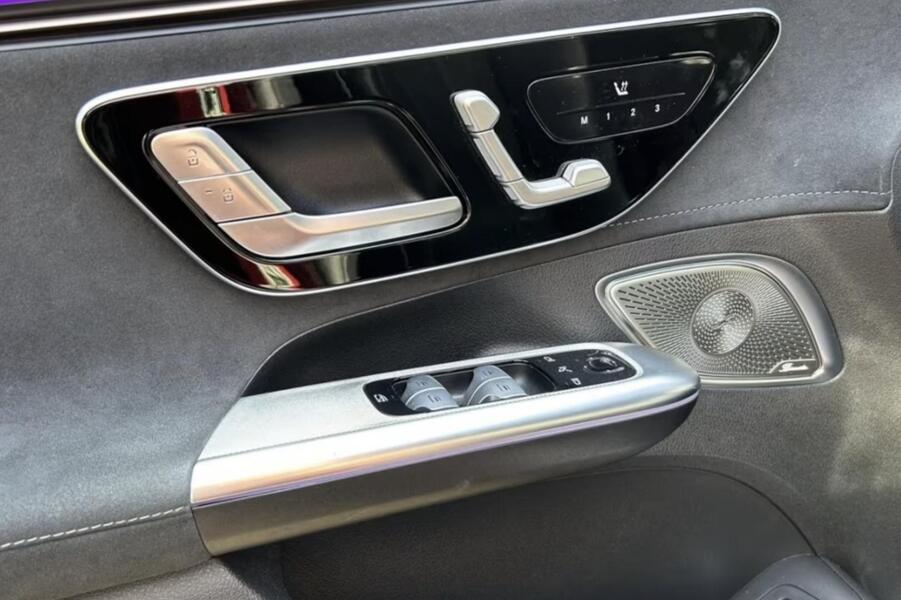 Mercedes-Benz EQE vaihtoauto