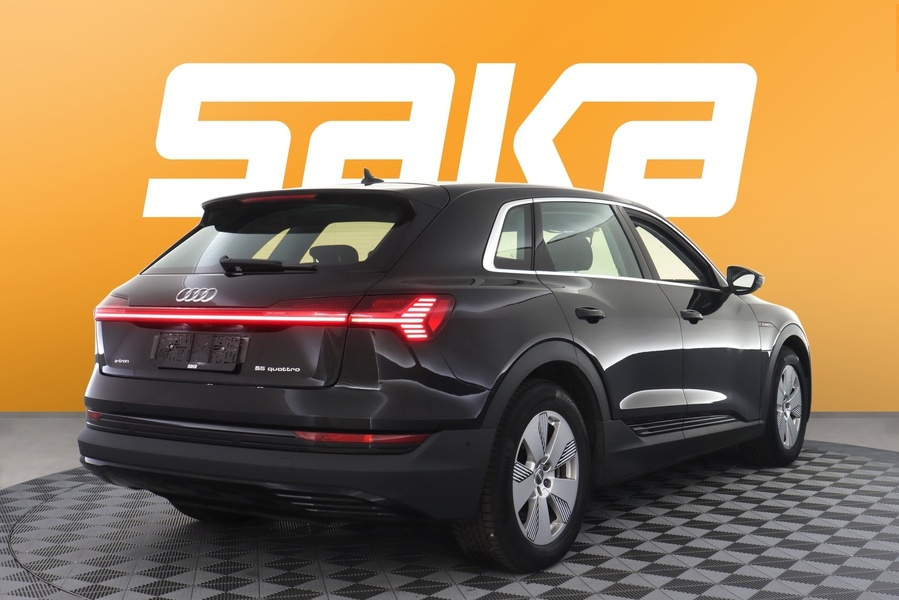 Audi e-tron vaihtoauto