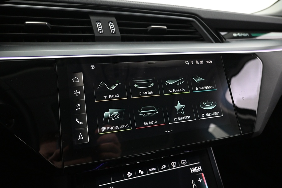 Audi e-tron vaihtoauto