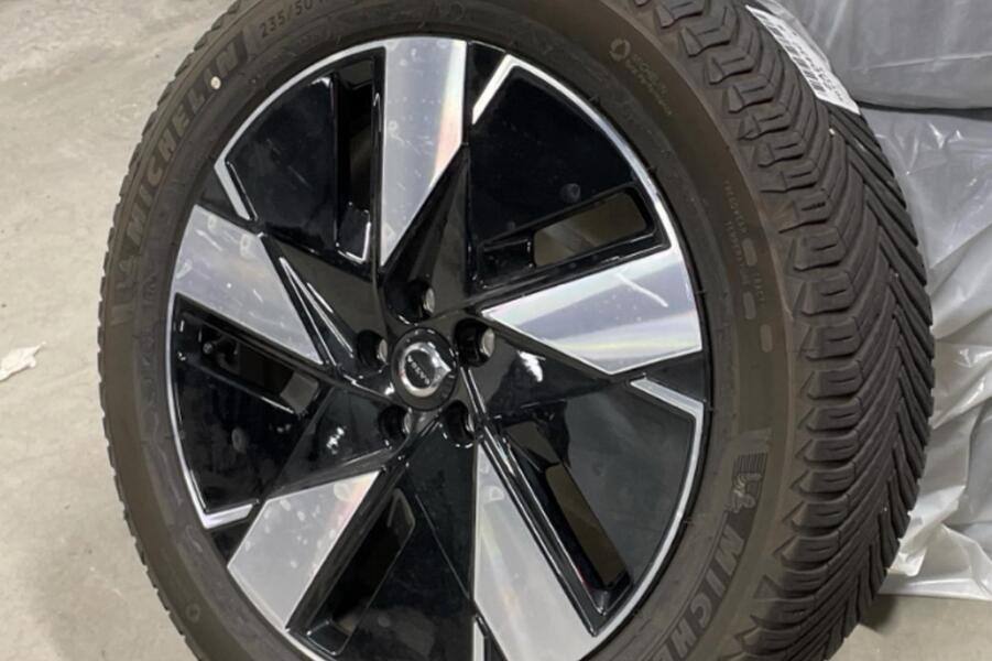 Volvo C40 vaihtoauto