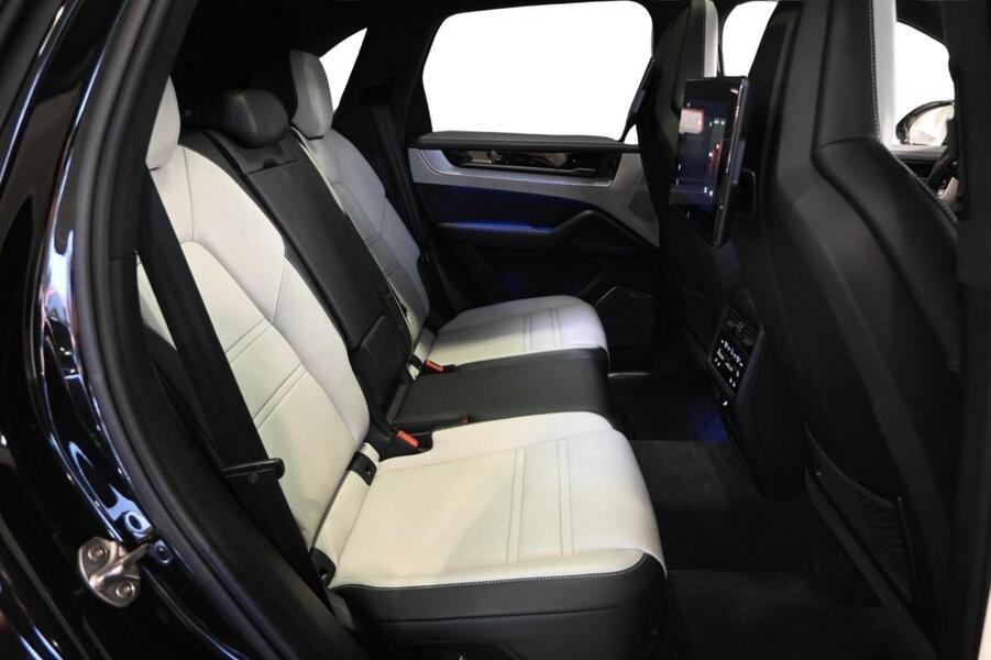 Porsche Cayenne vaihtoauto