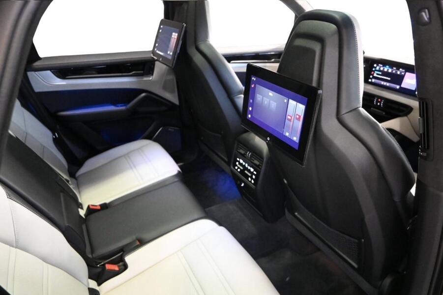 Porsche Cayenne vaihtoauto