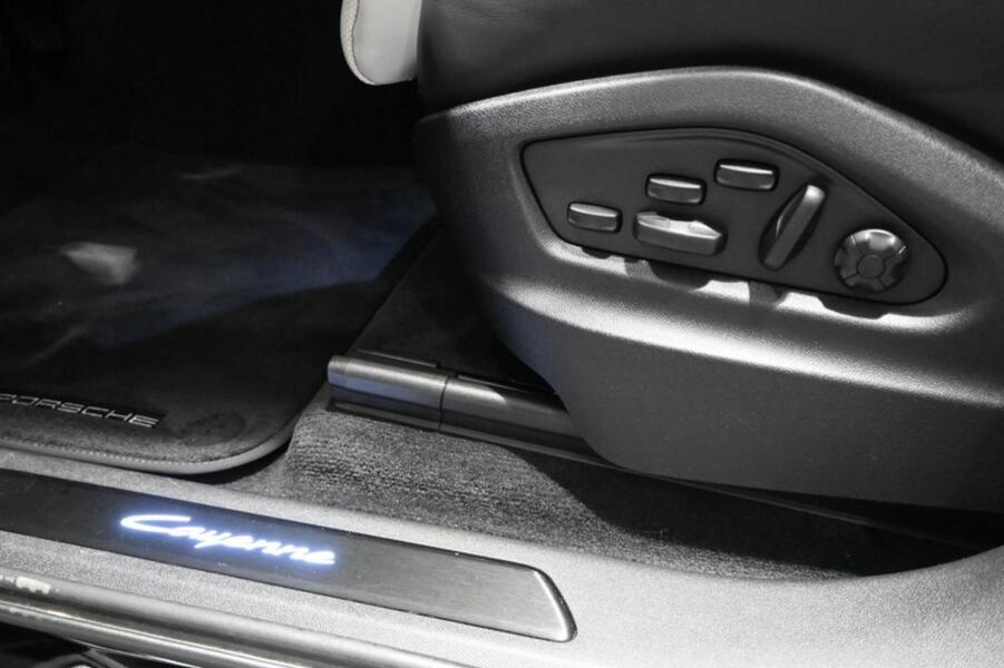 Porsche Cayenne vaihtoauto