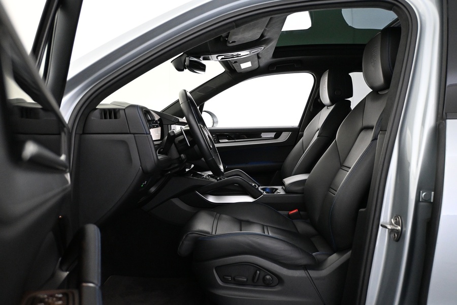 Porsche Cayenne vaihtoauto